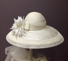 Ivory Summer Hat in straw and sinamay